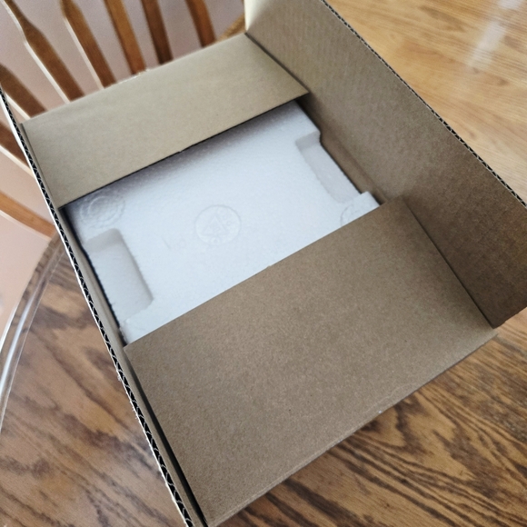 🛍BOGO 50% OFF🍎🕯NWT‼️BBW Evil Queen Poisonous Apple 3-wick Candle Holder - Picture 11 of 11